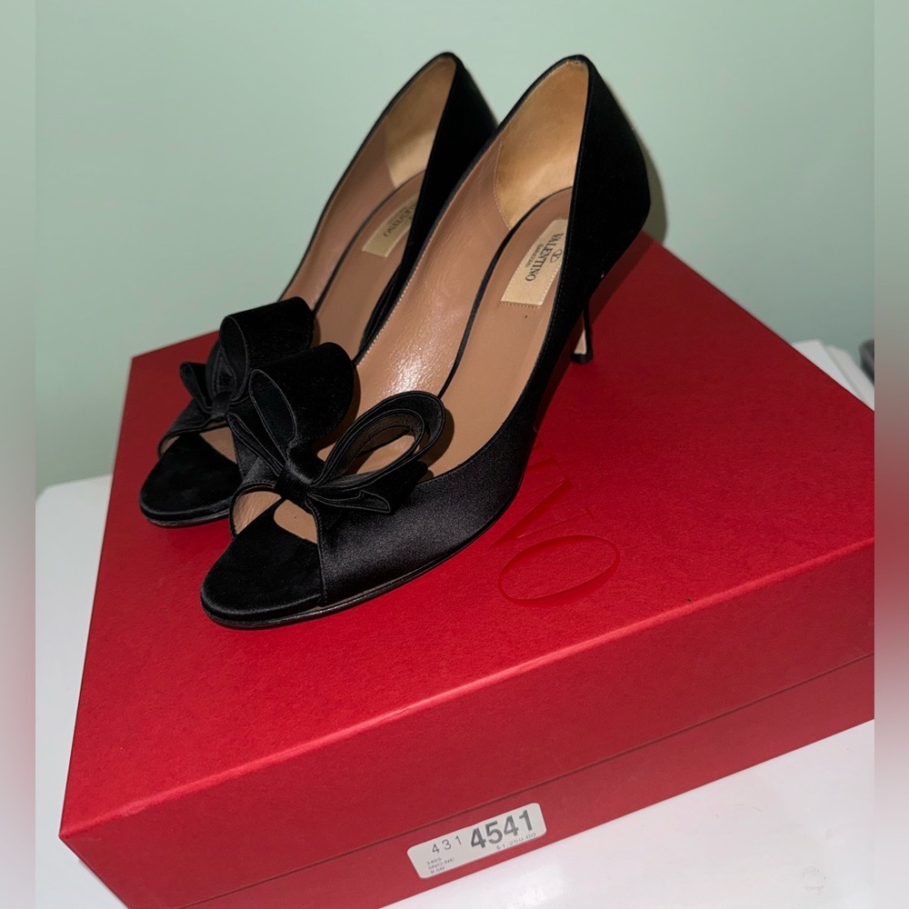 Valentino Black Kitten Heels with Bow